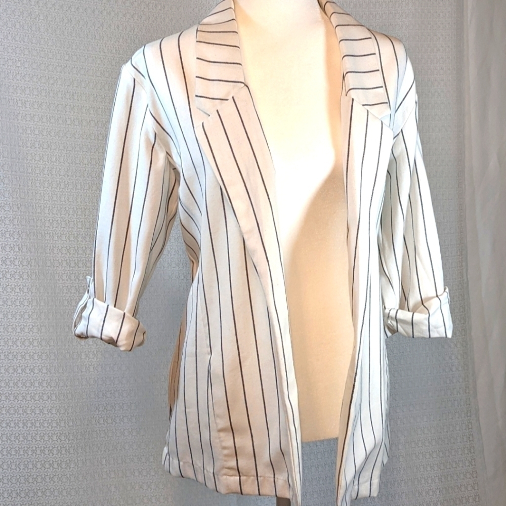 White and Black Striped Lightweight Blazer Jacket NWT